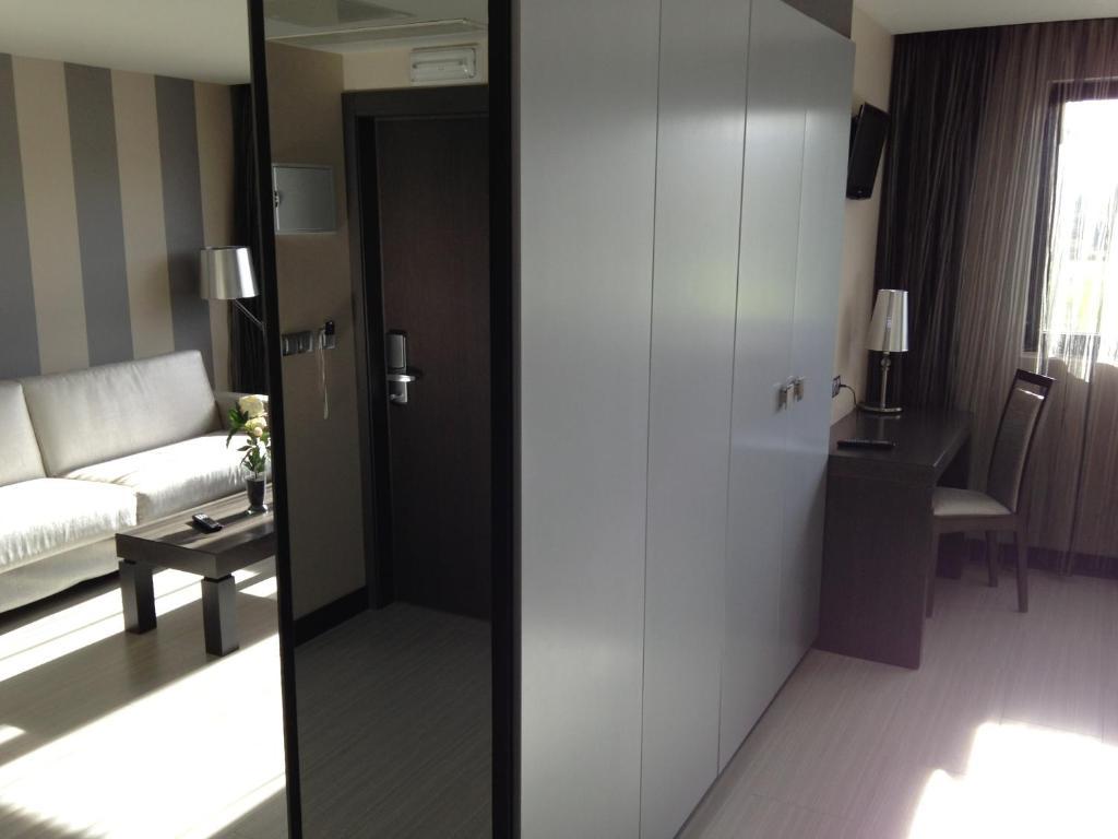 Hotel Adelma Hoznayo Room photo