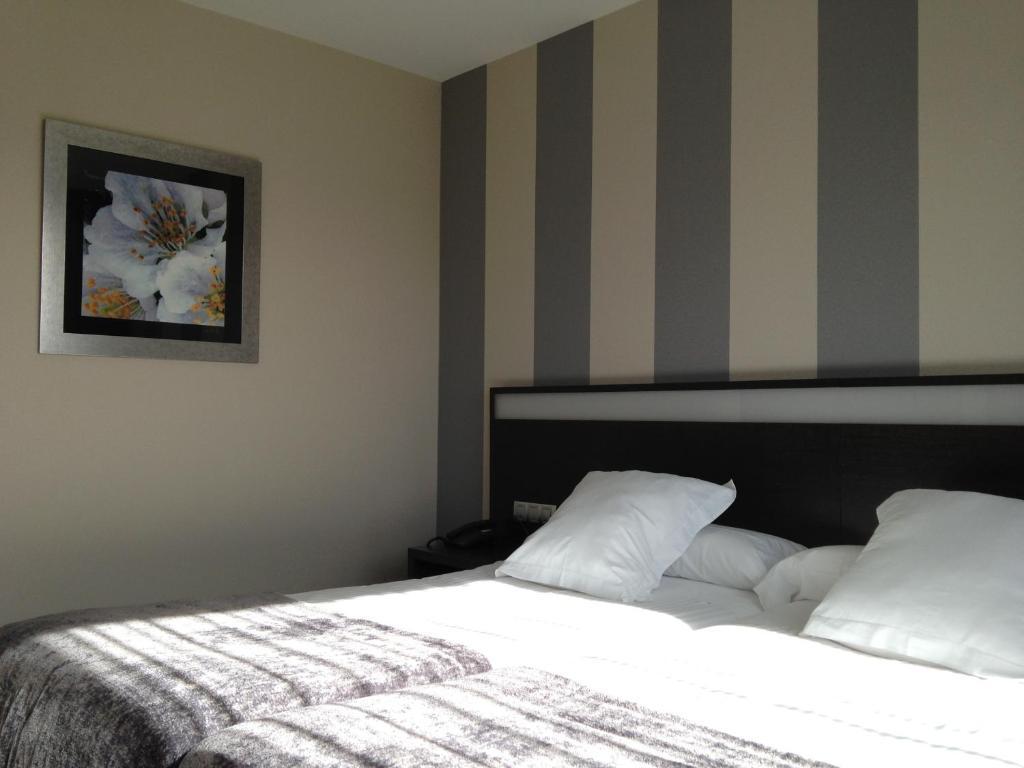 Hotel Adelma Hoznayo Room photo